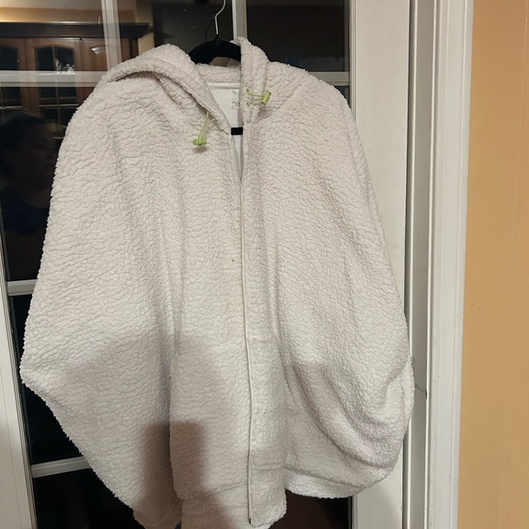 Aerie Cream Sherpa Jacket - Picture 6 of 10